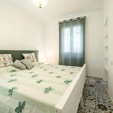 Le Finestre Sul Borgo 2 Apartment Parma Exterior photo