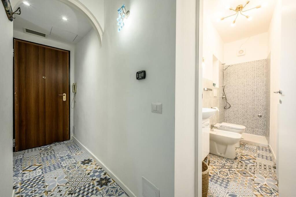 Le Finestre Sul Borgo 2 Apartment Parma Exterior photo